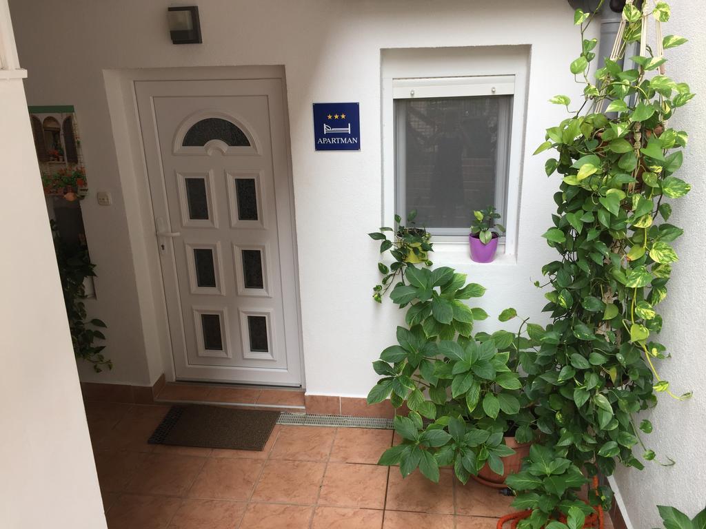 Apartment Pula Exterior foto